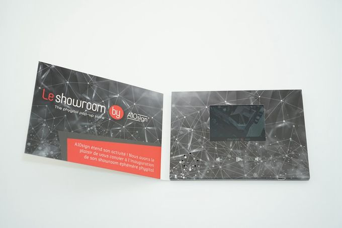 Προσαρμοσμένο Videopak Hardcover 7 ψηφιακό LCD τηλεοπτικό βίντεο φυλλάδιων ίντσας στο βίντεο ΟΘΌΝΗΣ 1080P ΔΙΕΘΝΏΝ ΕΙΔΗΣΕΟΓΡΑΦΙΚΏΝ ΠΡΑΚΤΟΡΕΊΩΝ φακέλλων